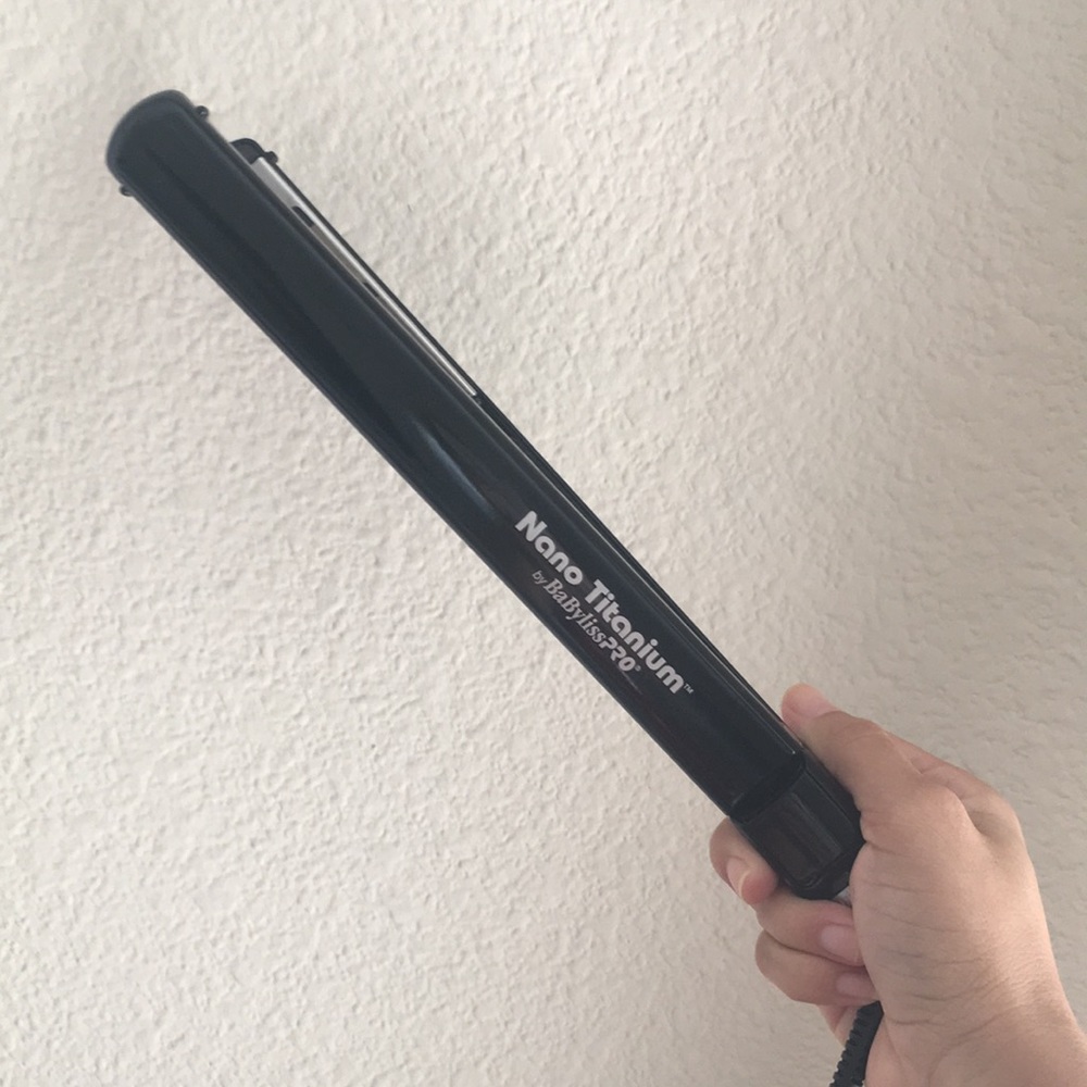 ❤️SOLD ❤️BabylissPro NANO TITANIUM ultra thin | like new
